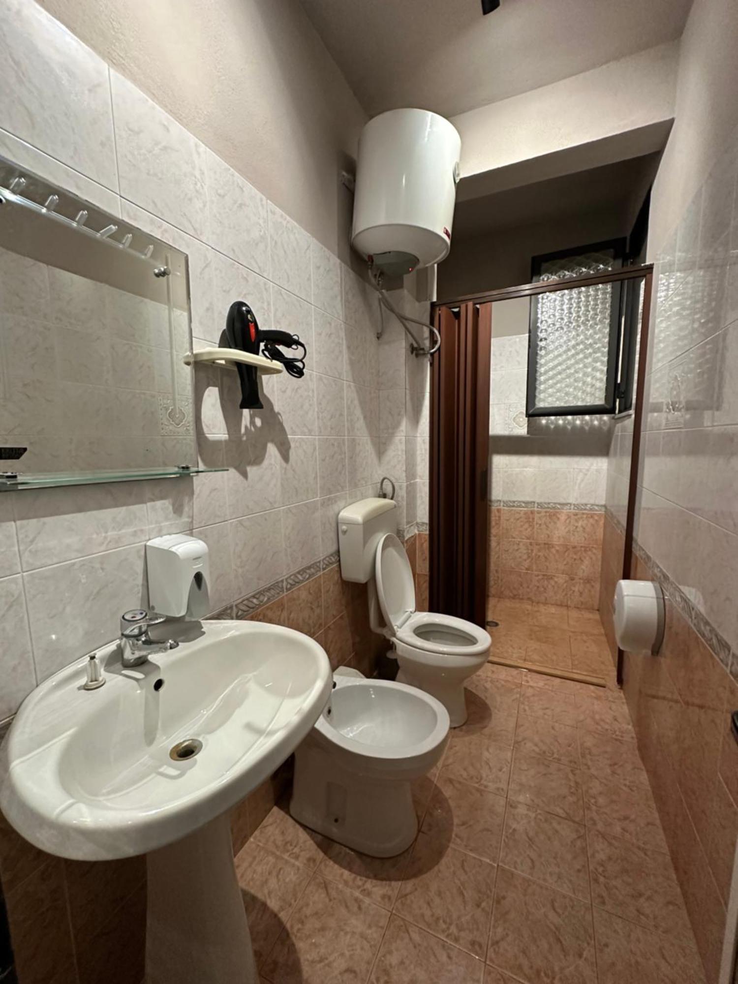 Cabare Apartments&rooms Apartament *