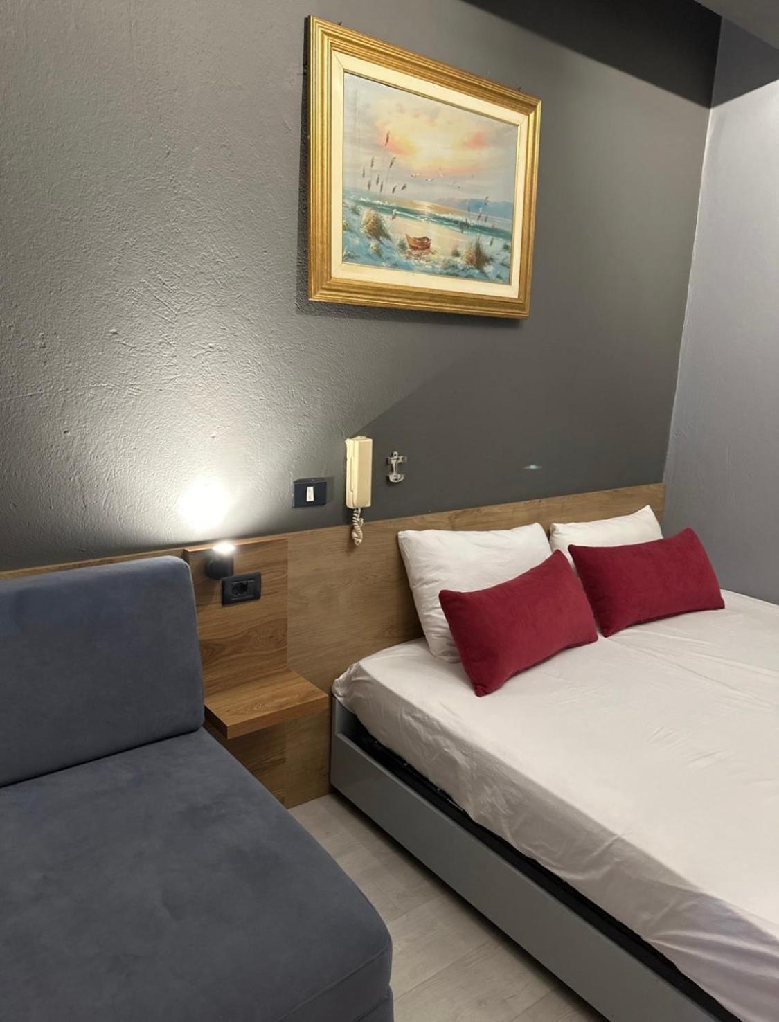 Cabare Apartments&rooms Apartamento Durrës